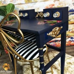 Prima Re-Design Thorton Medallion Silicone Mold Redesign With Prima Decor Mould